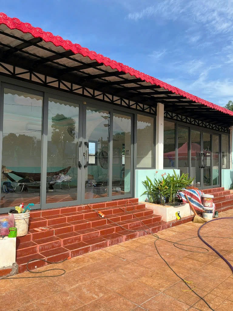 cửa trượt quay cho cửa chính nhà ở